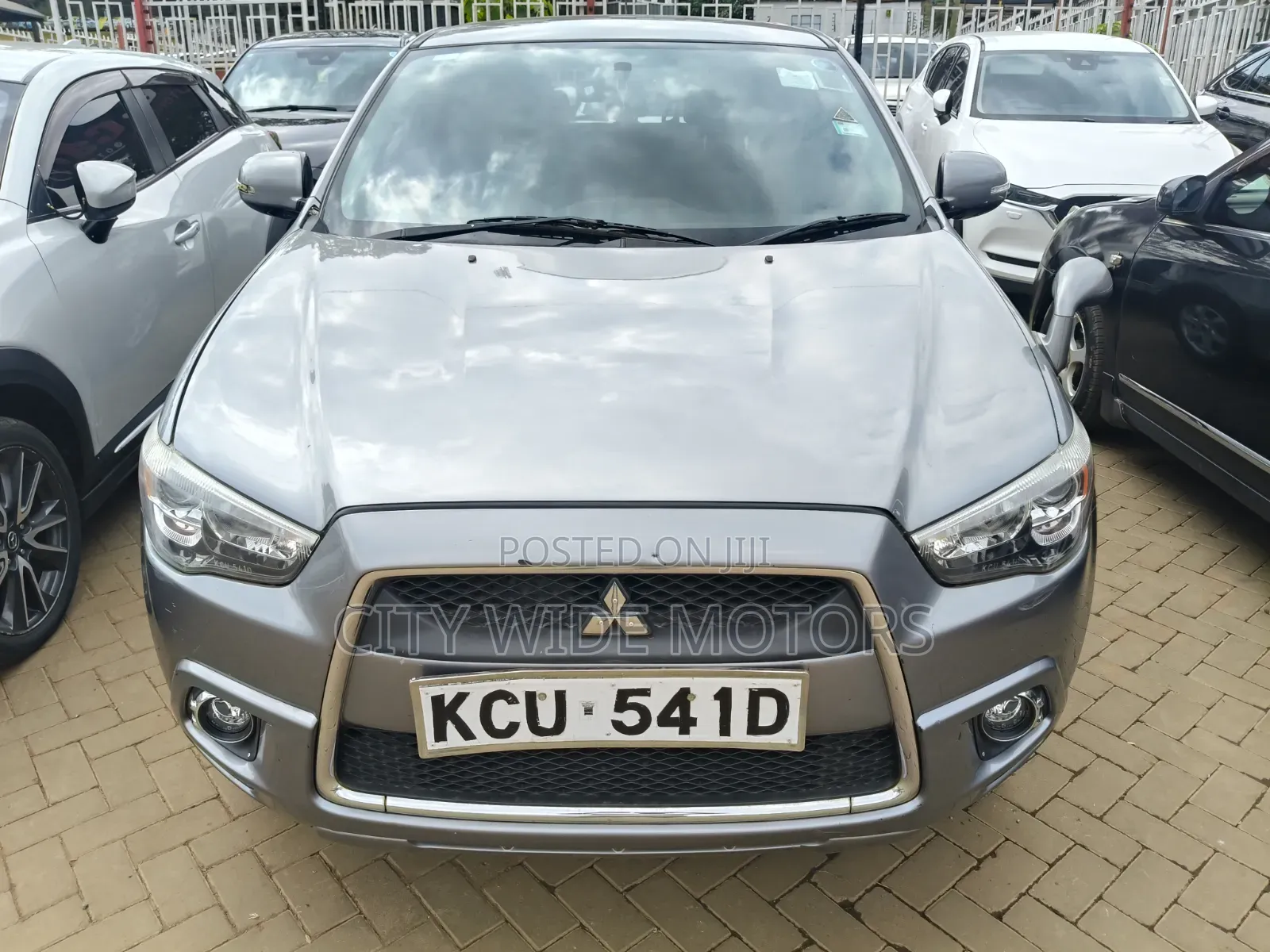 Mitsubishi RVR 2.0 2012 Gray