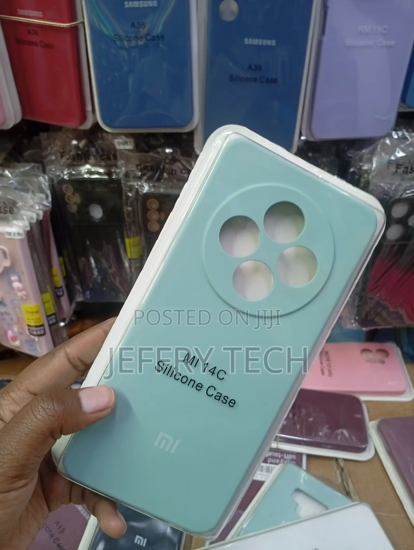 Xiaomi Redmi 14c Mint Green Large Circular Cutout Case