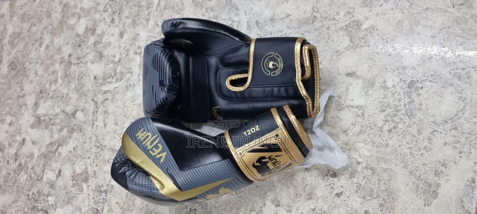12oz Boxing// Punching Gloves