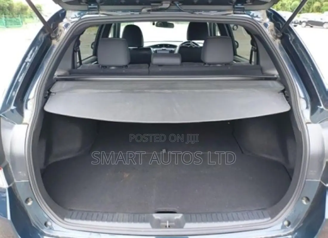 Toyota Corolla Fielder 1.5 Hybrid FWD 2019 Black