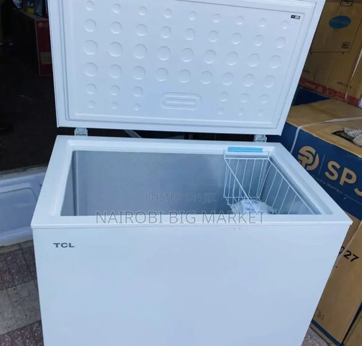 TCL 250litres Chest Freezer