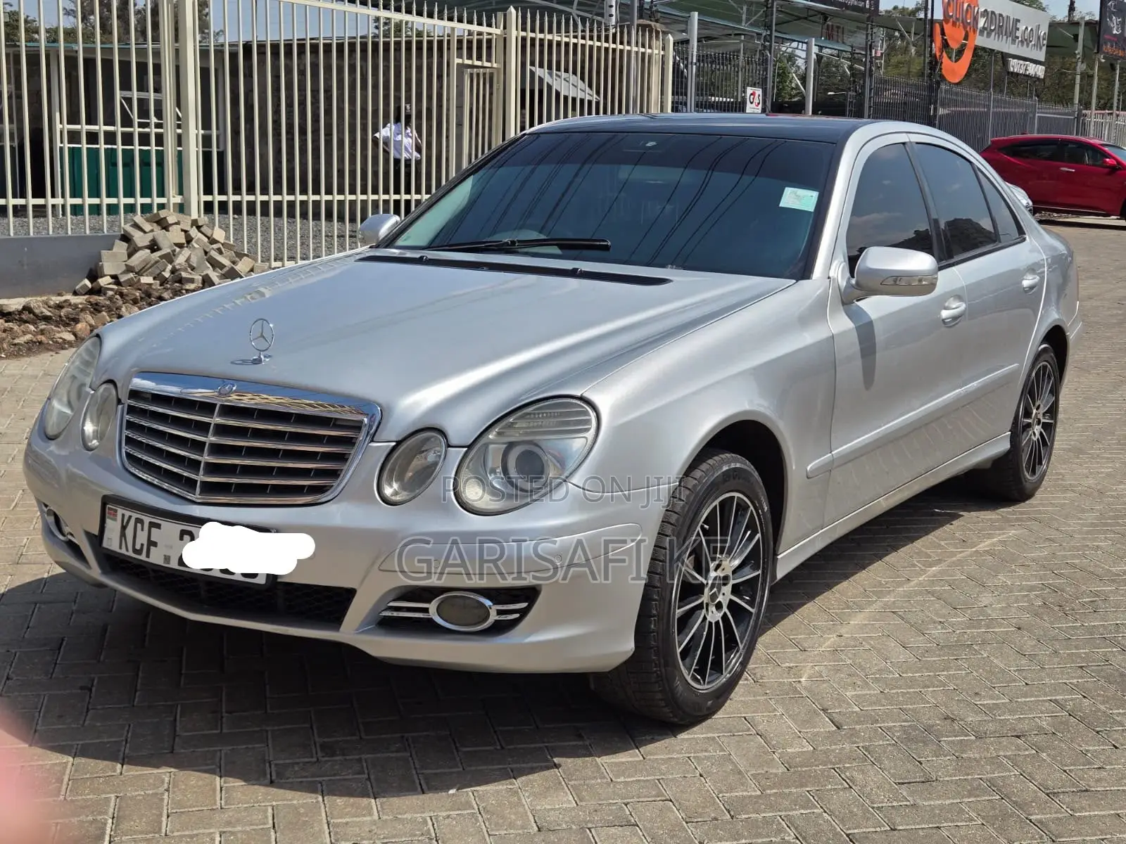 Mercedes-Benz E250 2008 Silver