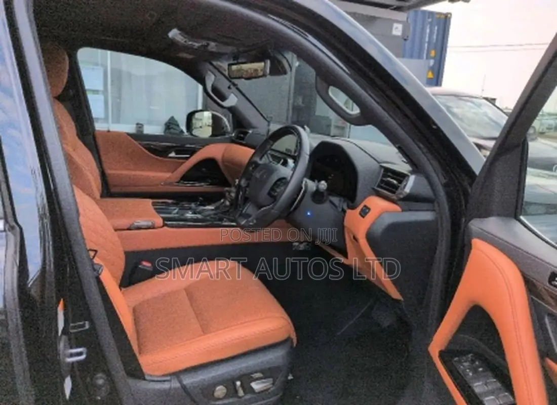 Lexus LX 600 2022 Black