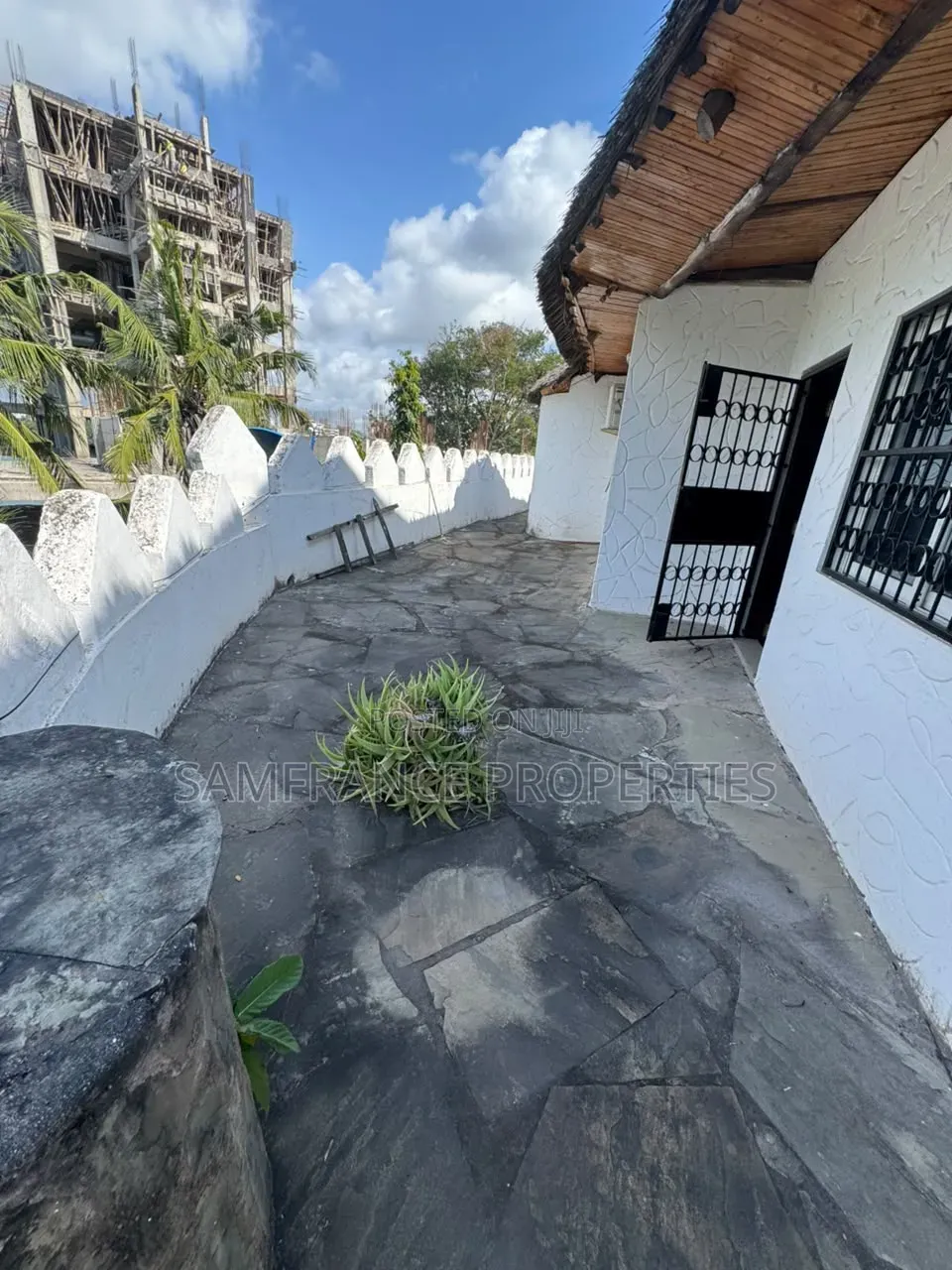 Furnished 4bdrm Penthouse in Nyali Creek for sale