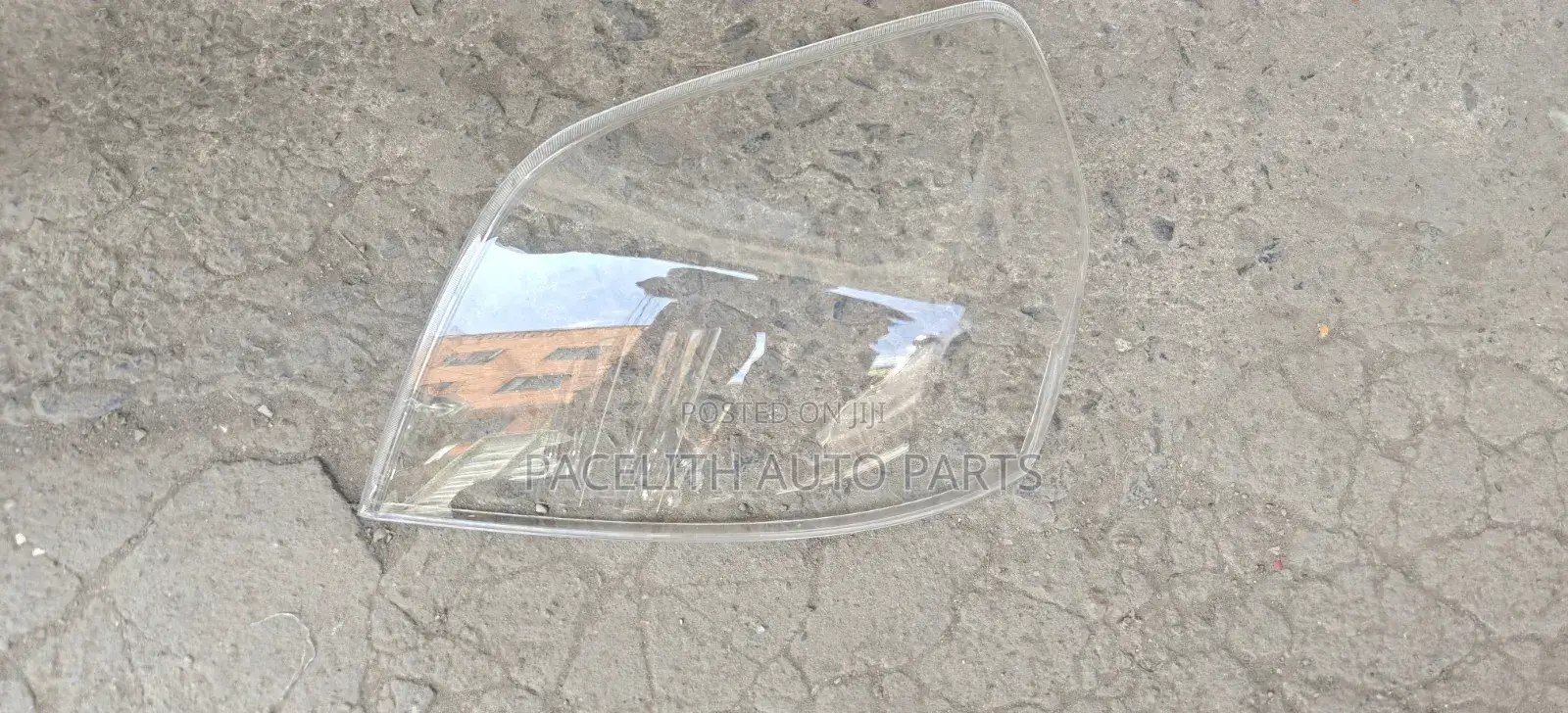 Tail Lens Ractis 2010