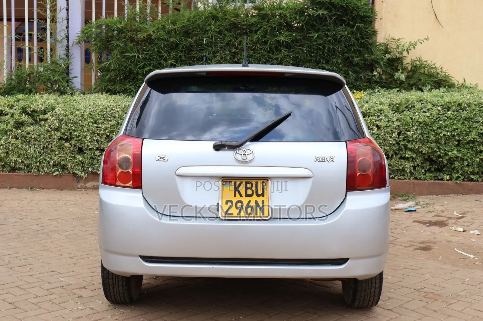 Toyota Corolla RunX 2006 Silver
