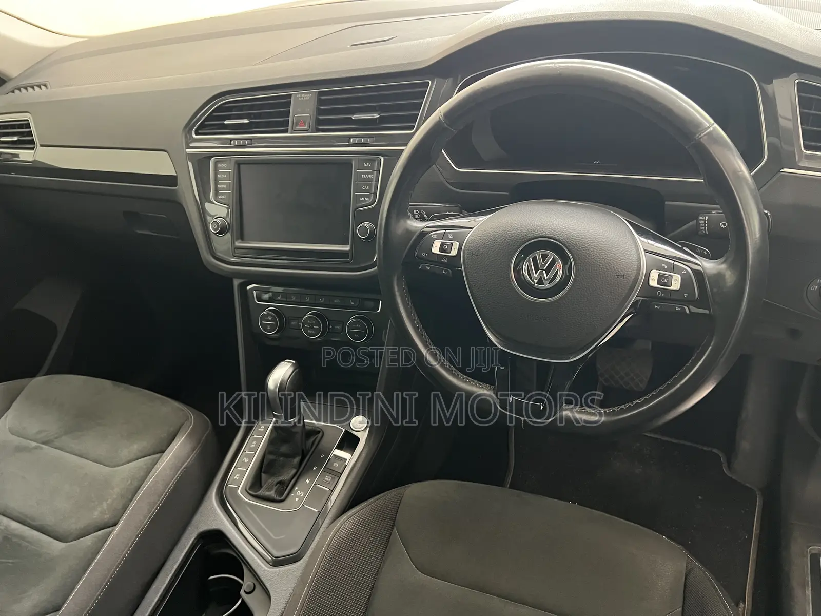 Volkswagen Tiguan 2019 Silver