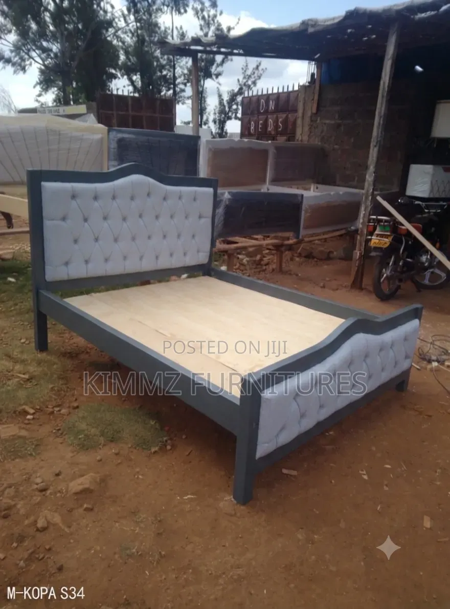 5x6 Gray Raised Mountain Mocket Bed