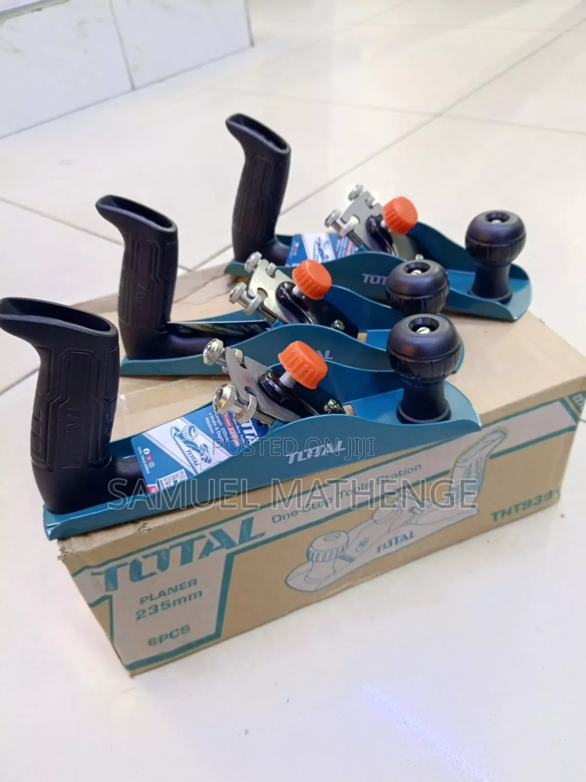 Total 235mm Manual Hand Planer – Wood Finishing Edge Trimming Tool
