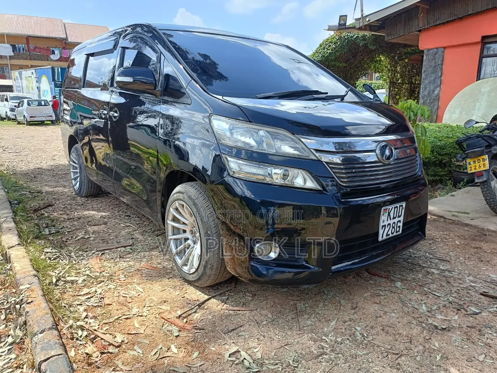 Toyota Alphard 2.4 Petrol FWD 2012 Black