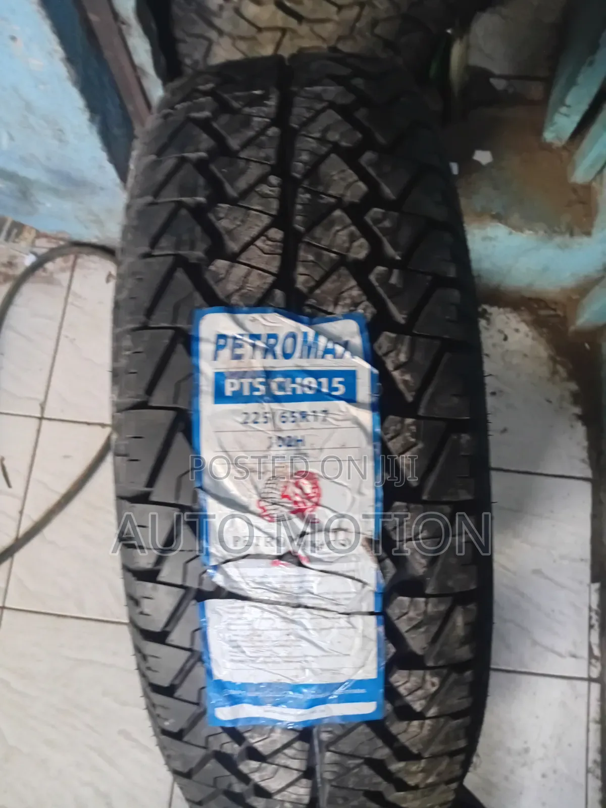 225/65r17 102h Petromax Tyres