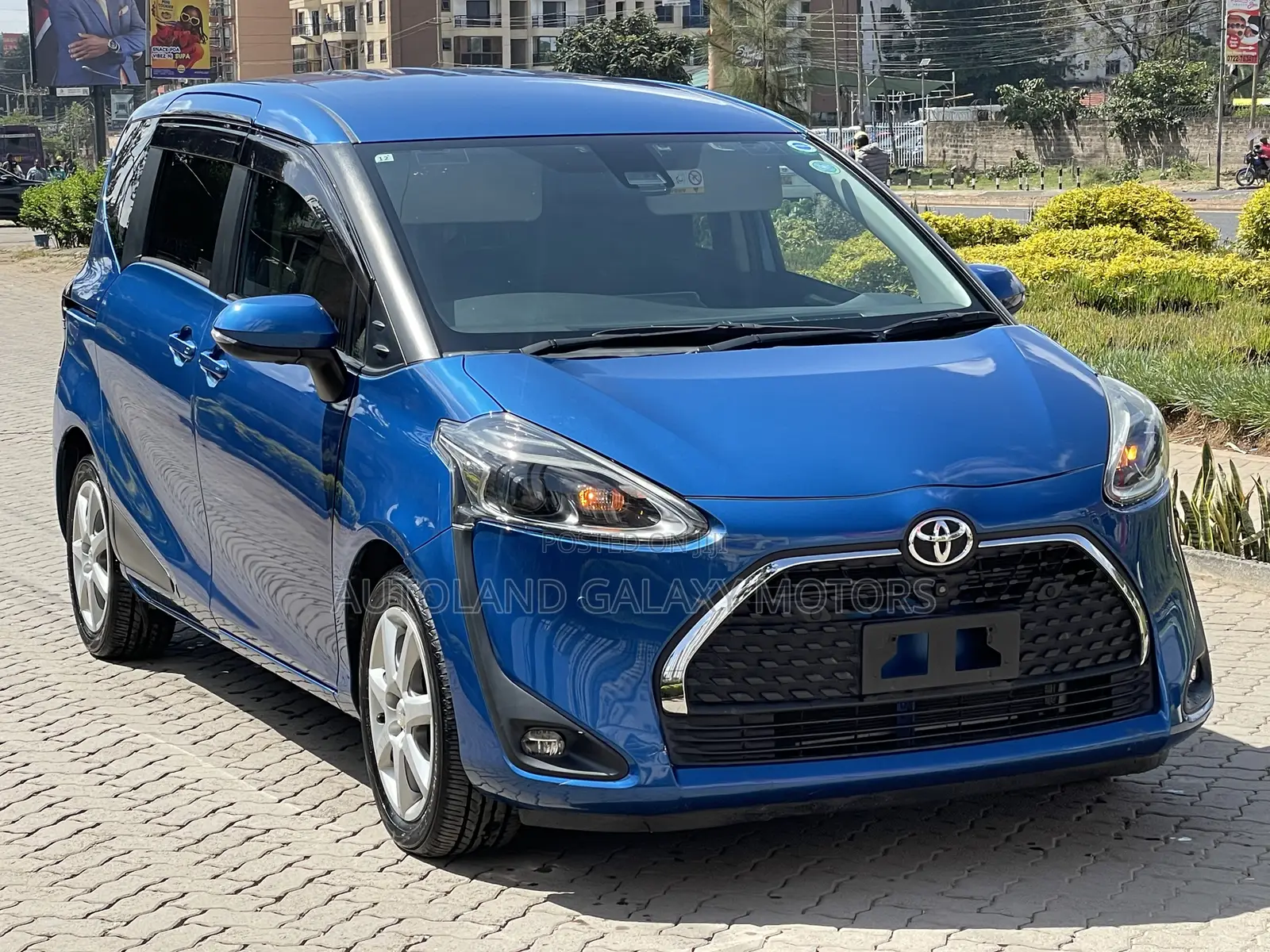 Toyota Sienta 2019 Blue