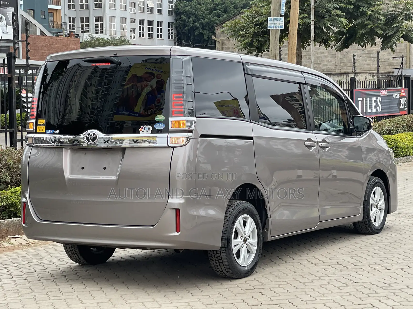 Toyota Voxy 2020 Gold