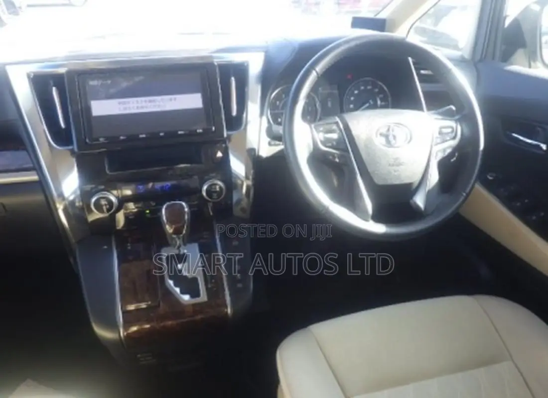 Toyota Alphard 2019 Pearl