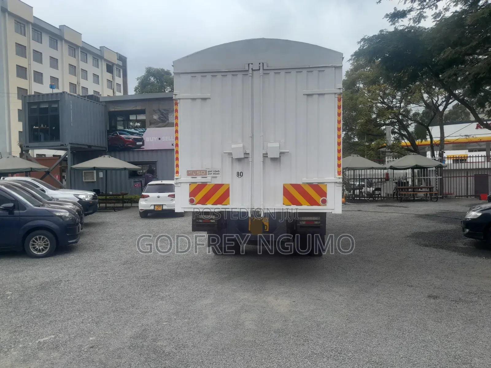 Mitsubishi Fuso F1v1 2018 White
