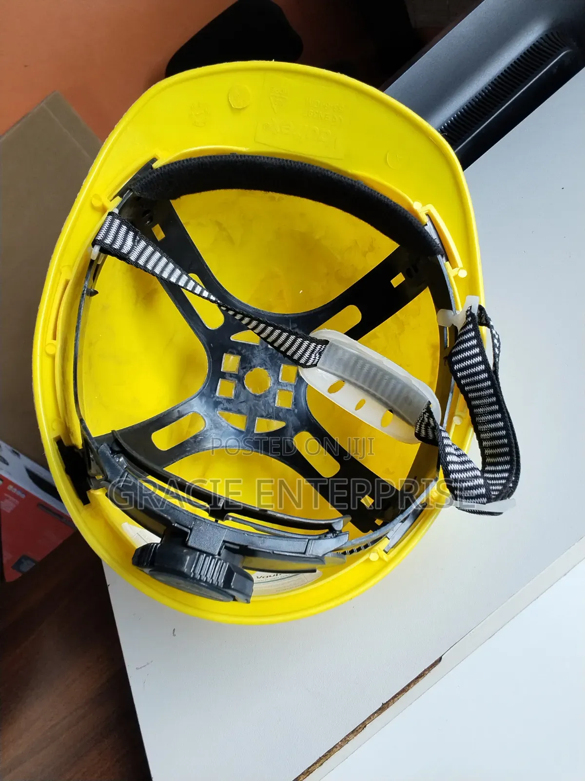 Vaultex Safety Helmet / Heavy Duty Helmet