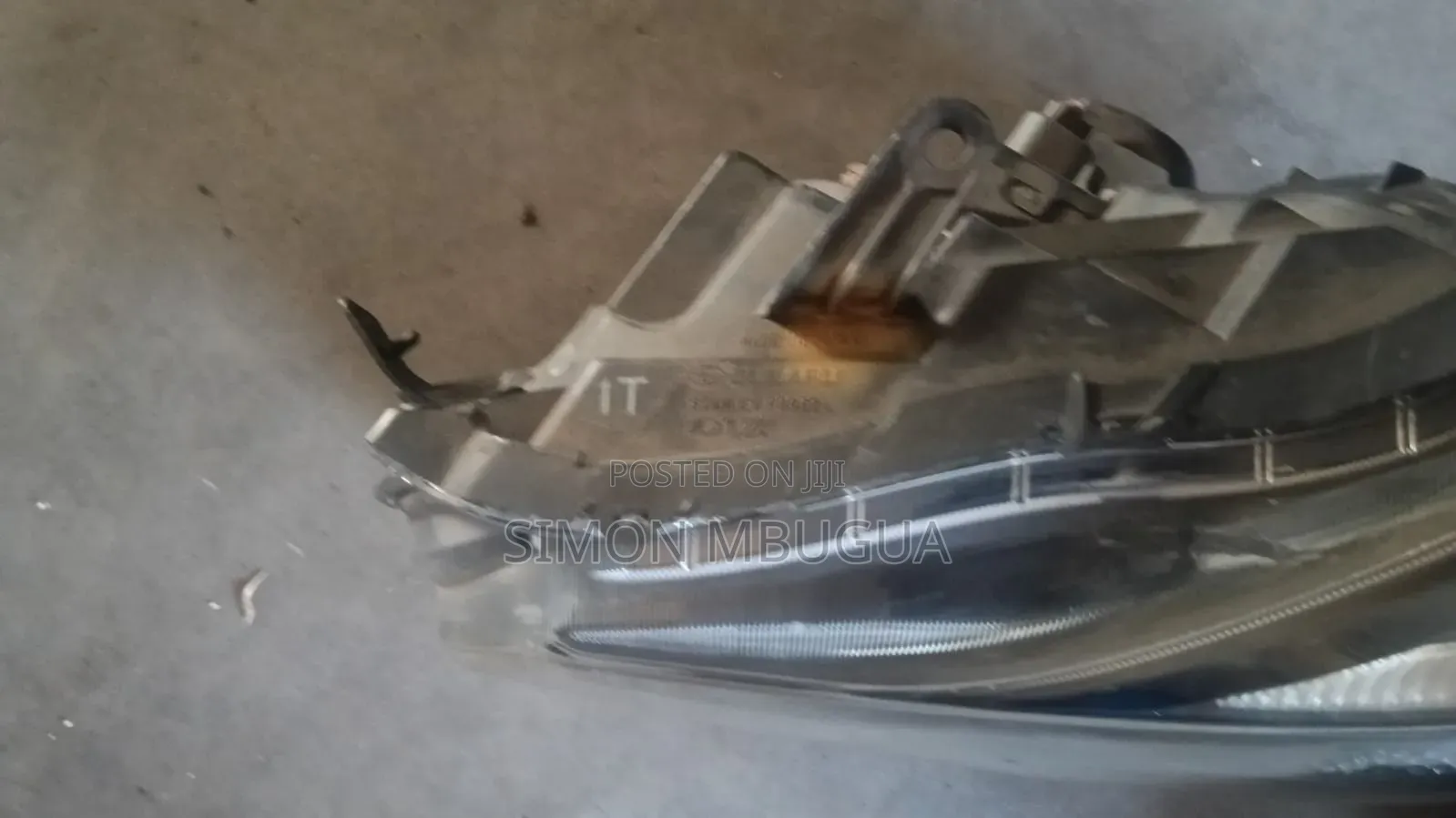 Subaru Impreza 2014 Xenon Headlights (1t)