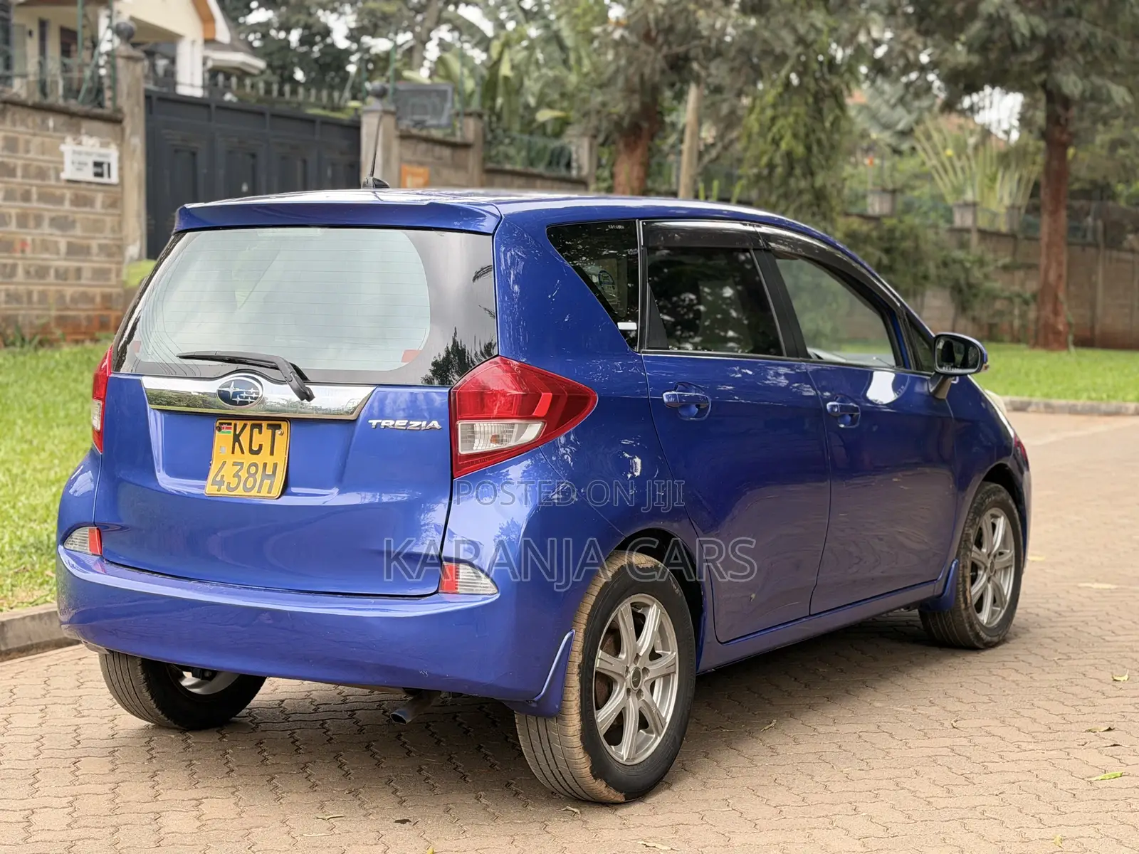 Subaru Trezia 2012 Blue