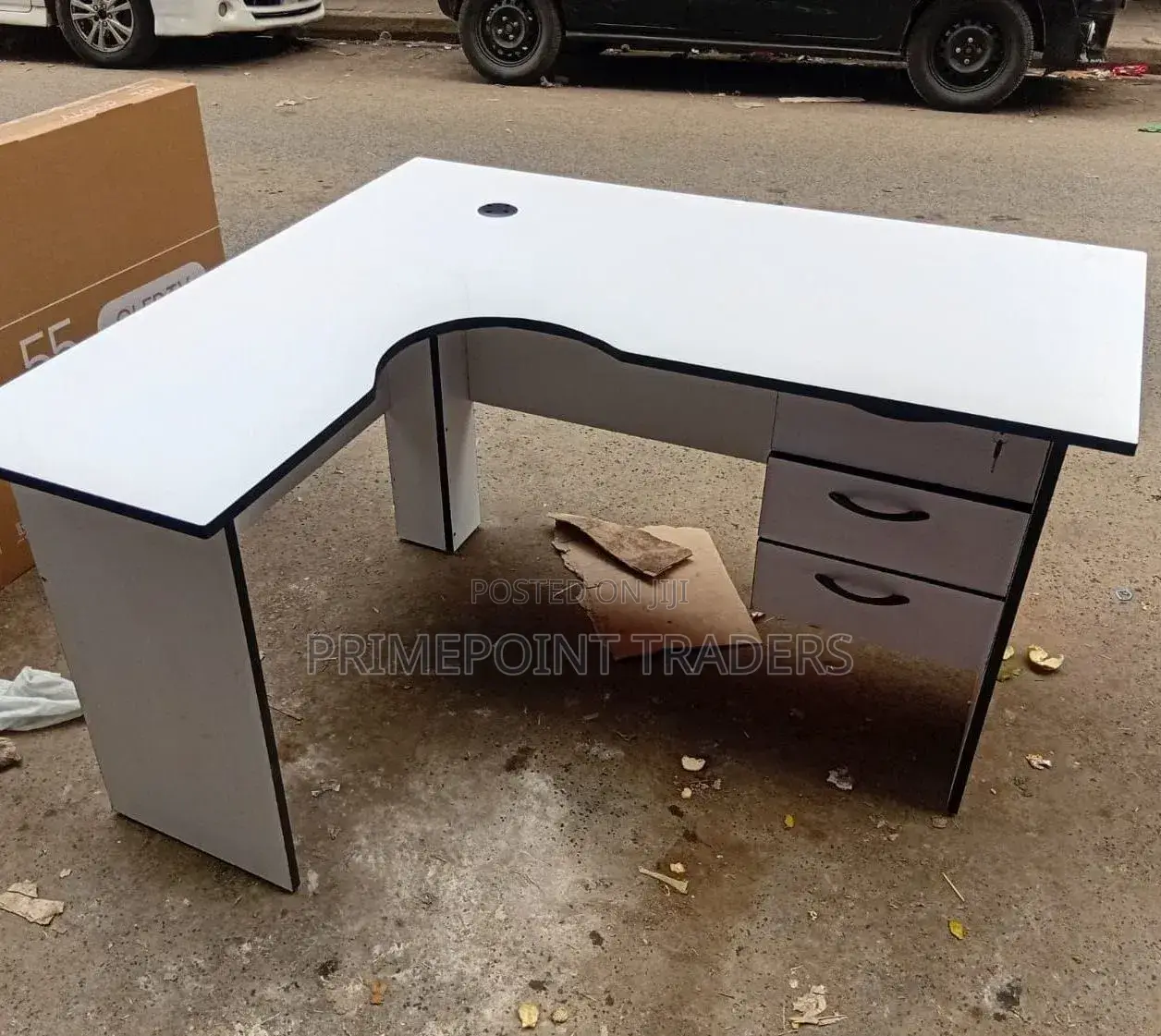1.2m L-Shaped Home Office Desk With Spacious Work Surface