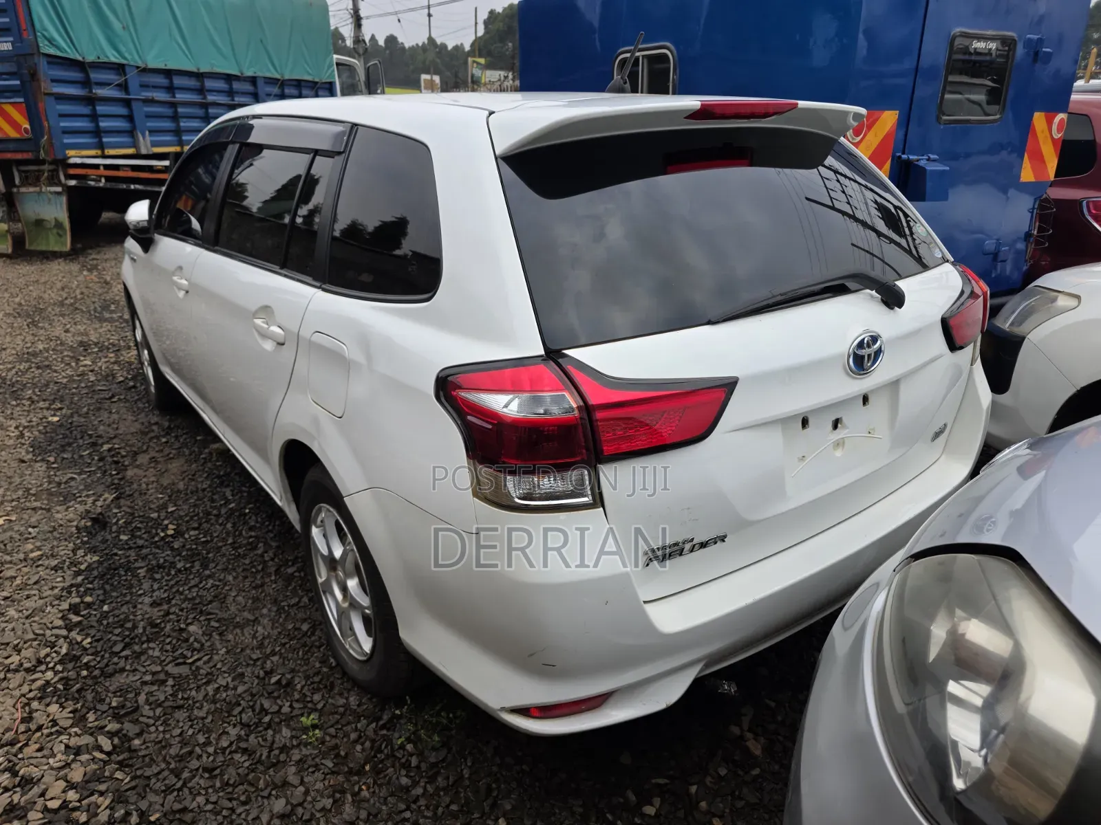 Toyota Corolla Fielder 2016 White