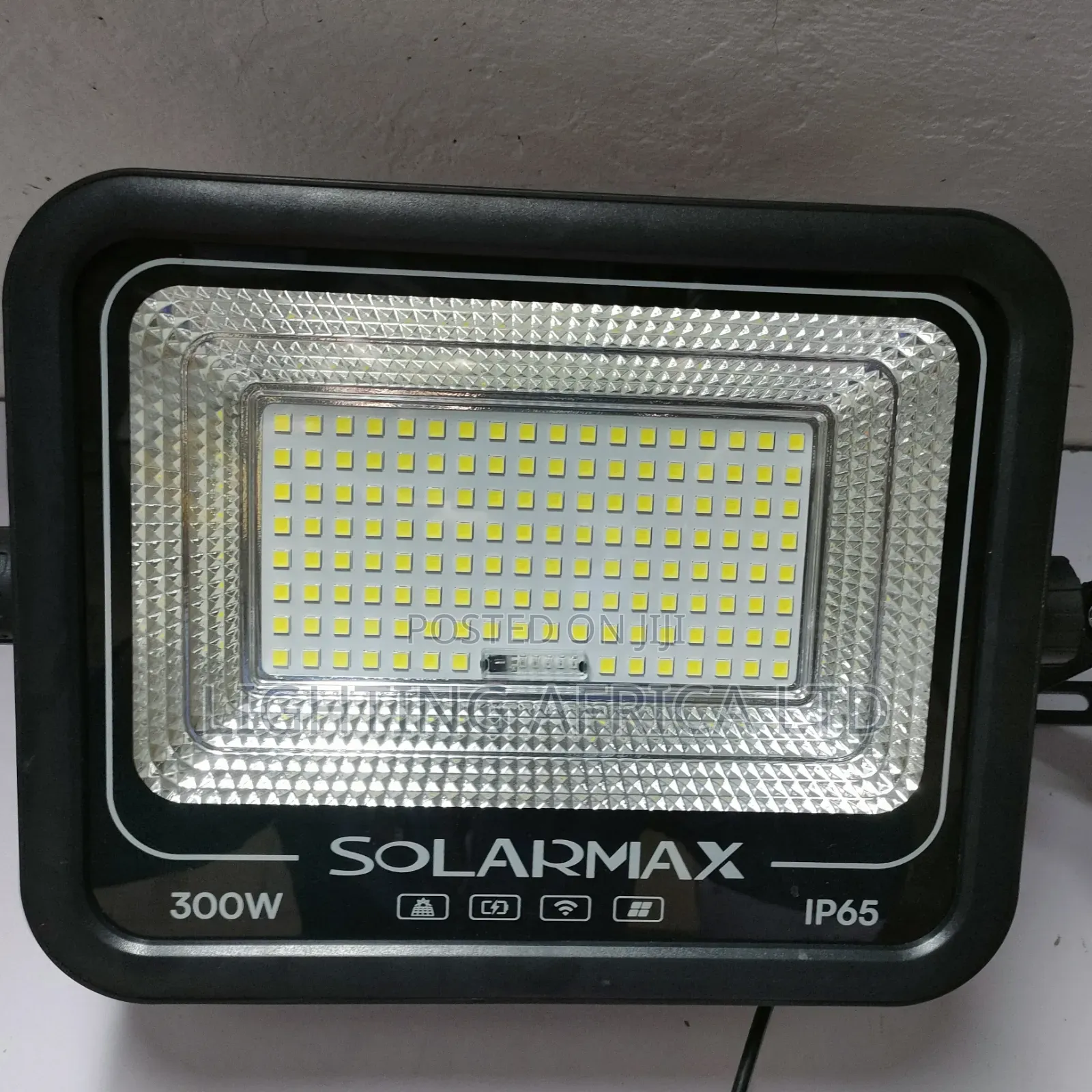 300 Watts Solarmax Floodlight Light 11hrs Straight With Bracket