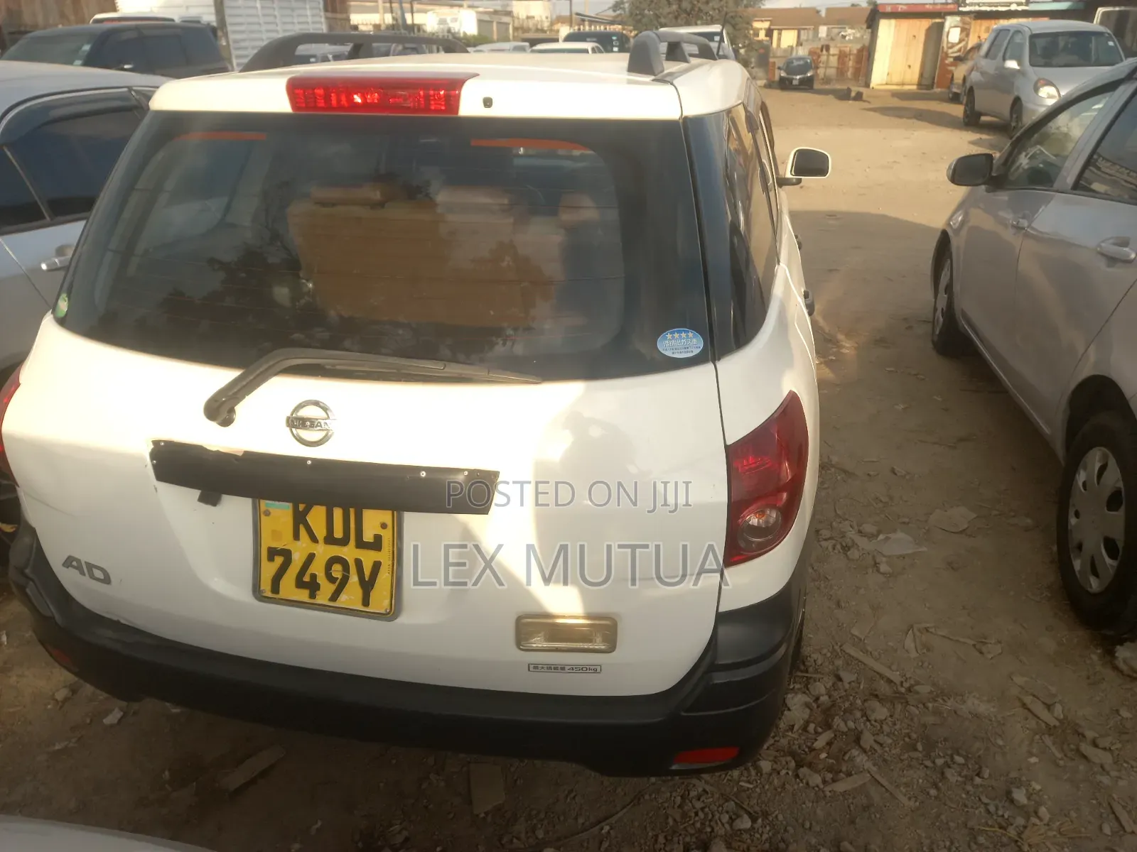 Nissan Advan 2015 White