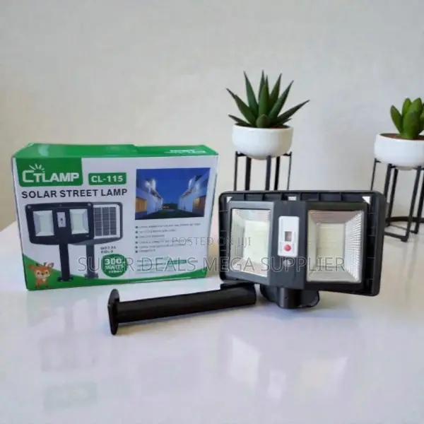 Ctlamp 300w Rustproof Aluminium Casing Durable Solar Street Light