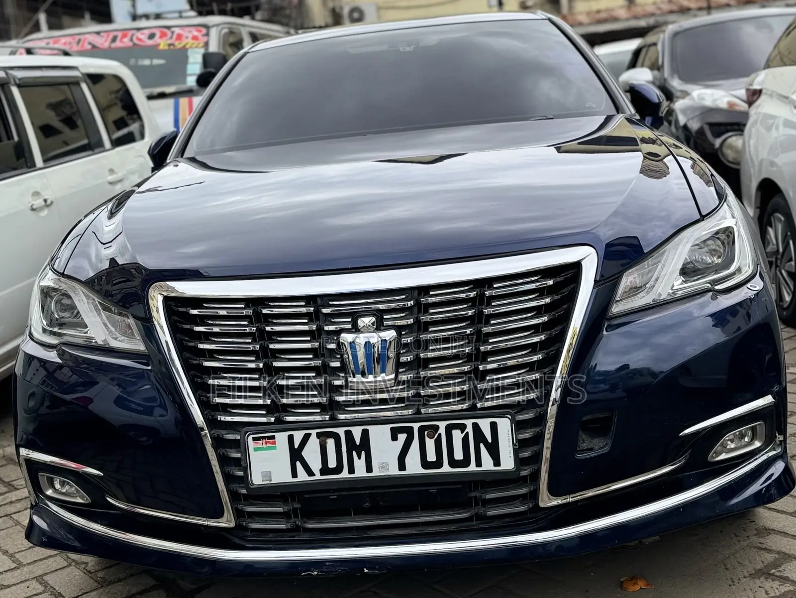 Toyota Crown 2016 Blue