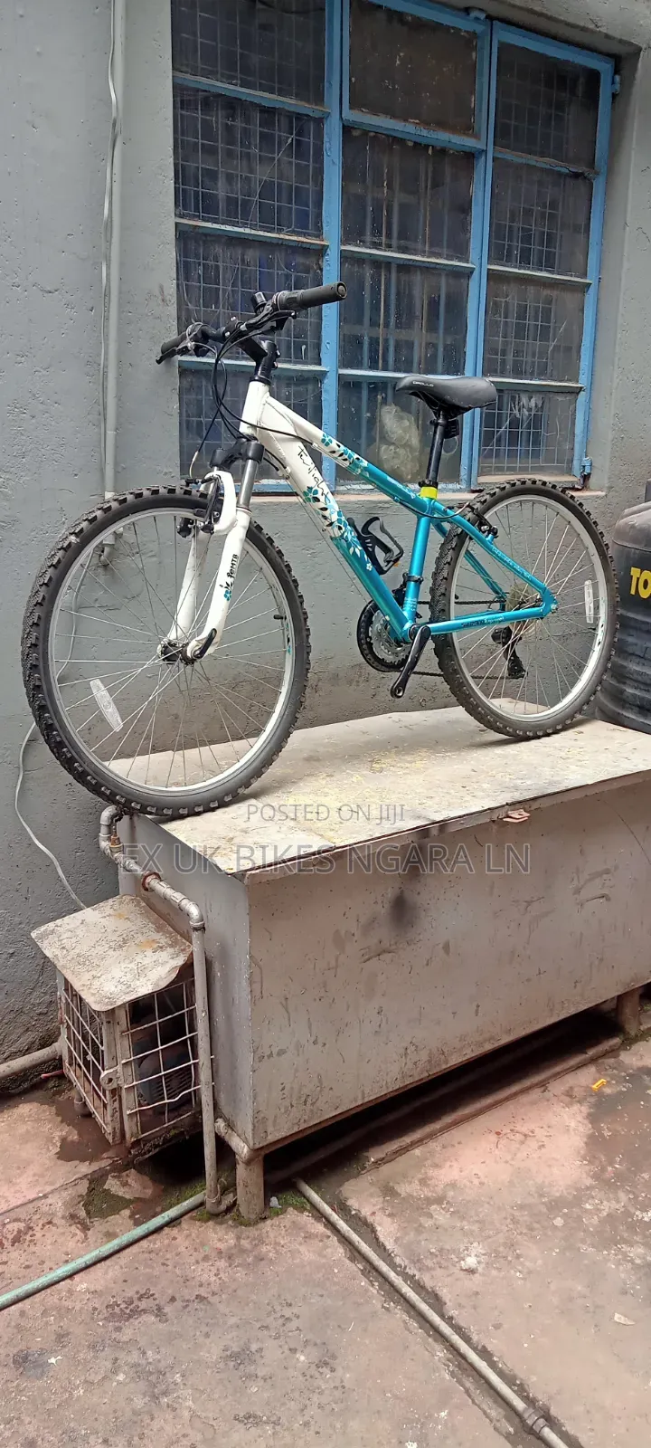Ex Uk Size 26 Twilight Aluminum Bicycle