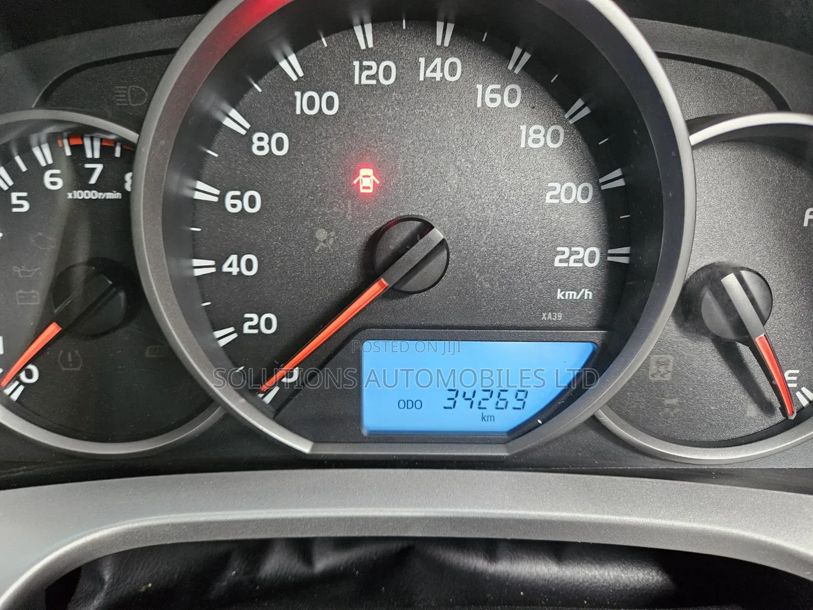 Toyota RAV4 SE FWD (2.5L 4cyl 6A) 2017 Gray