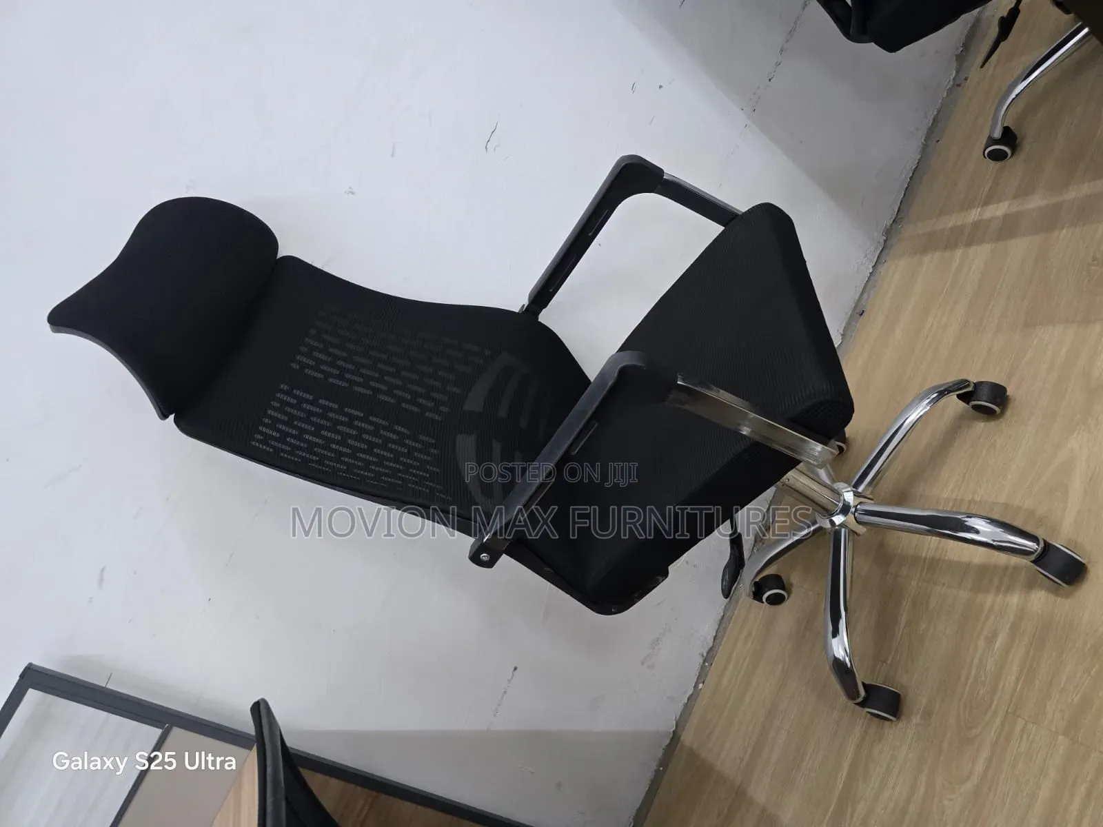#Waiting Swivel Chairs