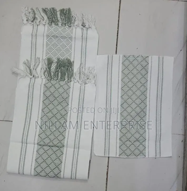 Braided Woven Textured Table Runner With Tassels + 6pcs Mats