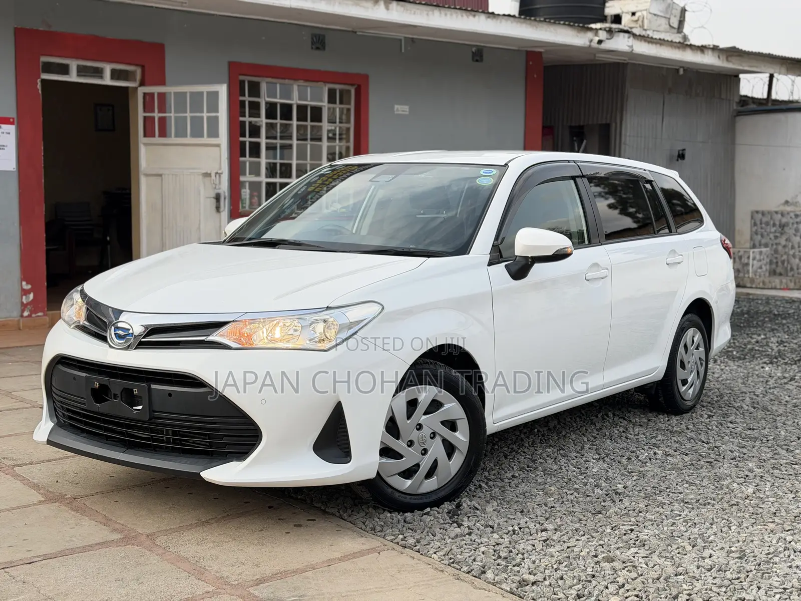 Toyota Corolla Fielder 1.5 Hybrid FWD 2020 White