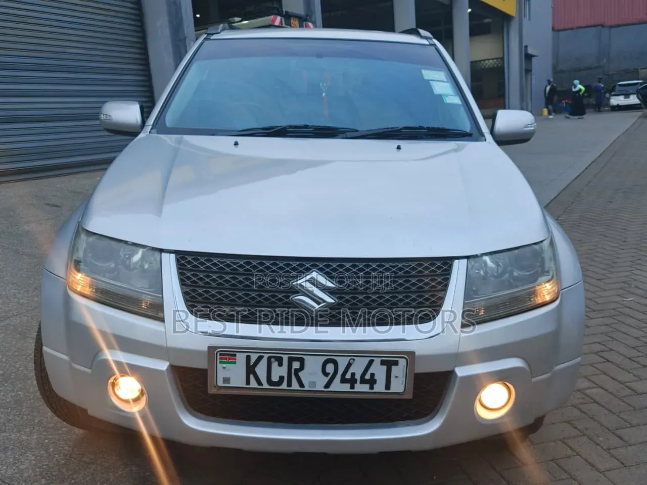 Suzuki Grand Vitara 2012 Silver