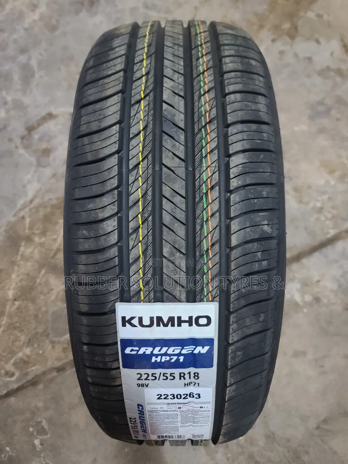 225 /55 R18 Kumho Tyres 98v Crugen Hp71