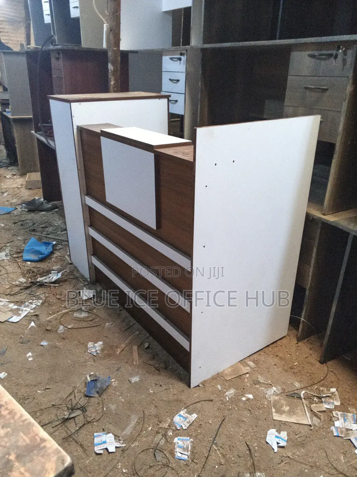 Comfort 1.4m Office Reception Desk