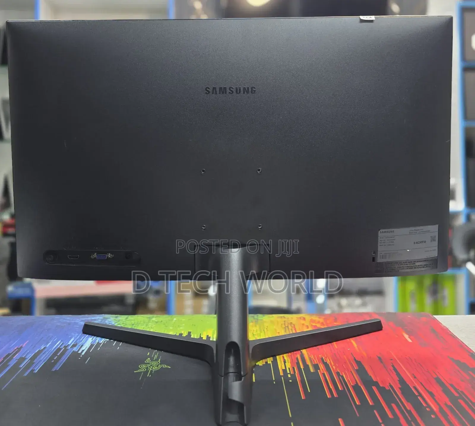 Samsung S27r35x
27 Inch 
Full Hd (1920*1080)
75hz 
Vga/Hdmi
30w Power