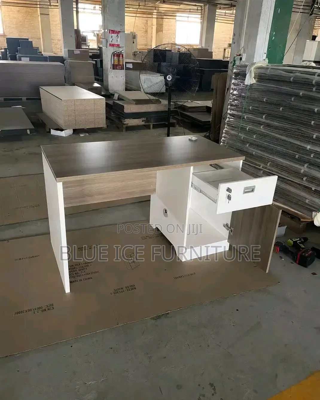 Director's Office Desk-Strong and Durable