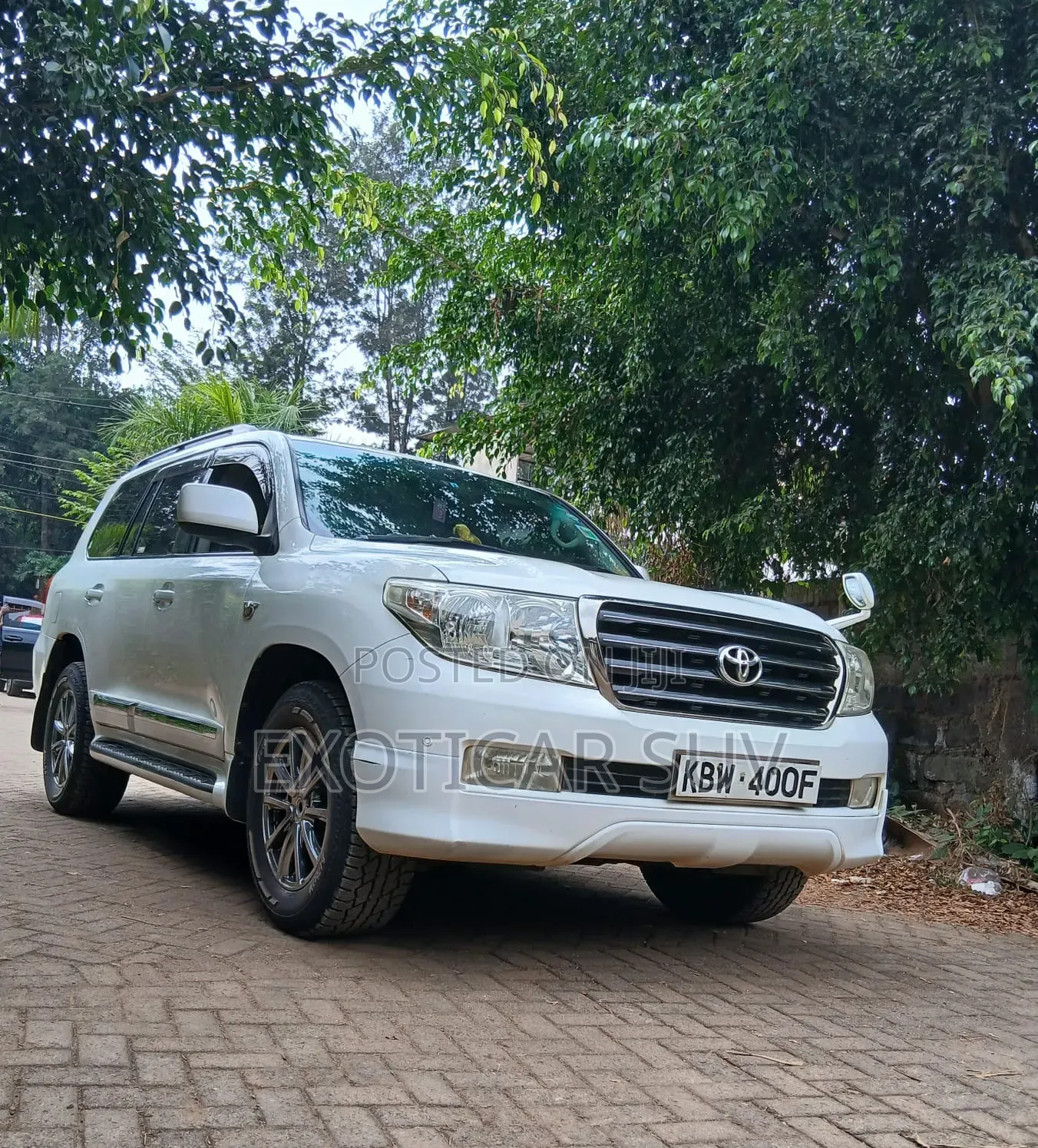 Toyota Land Cruiser 4.6 V8 ZX 2011 White