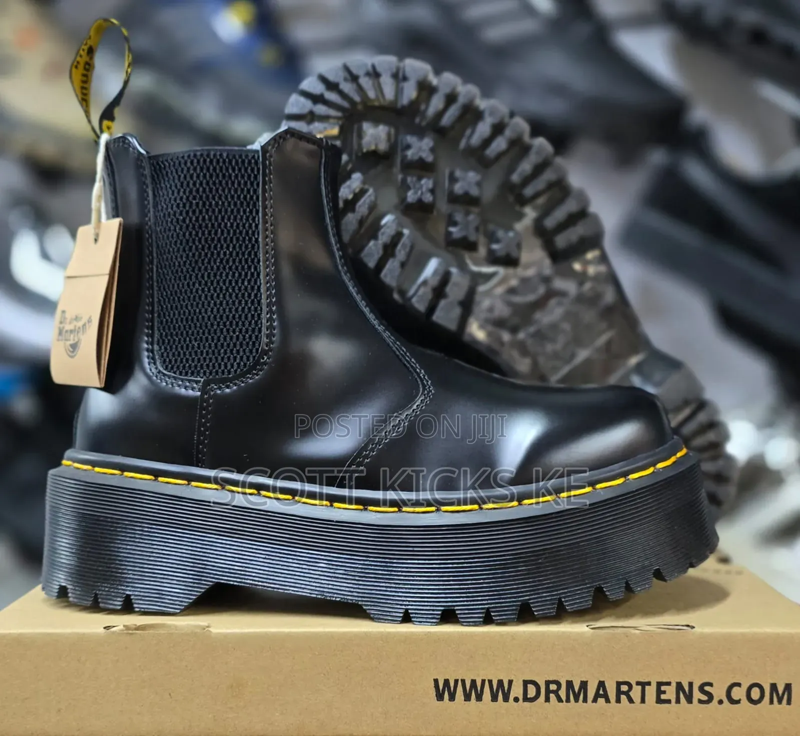 Dr. Martens 2976 Quad Chelsea Boots Sizes 37_45 Quality