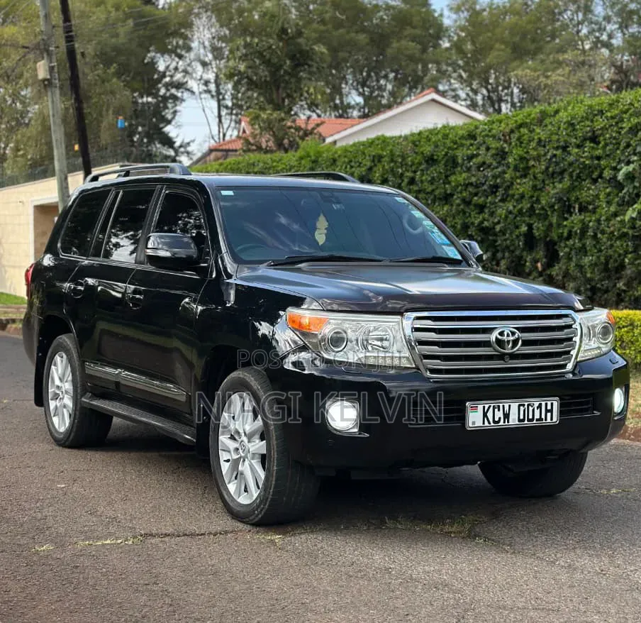 Toyota Land Cruiser 4.5 V8 DSL 2012 Black