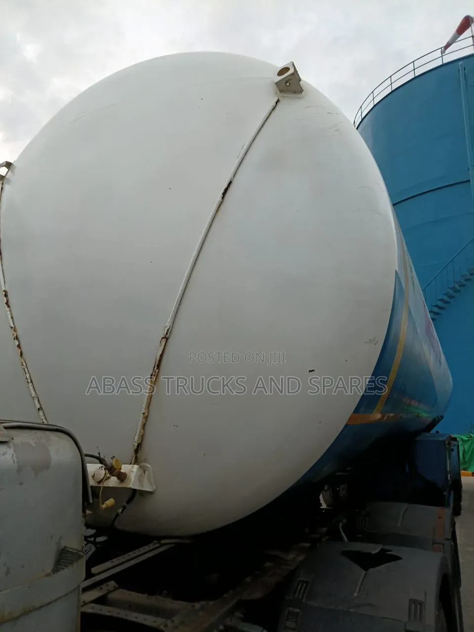 For Sell LBG Capacity 22000 Buy and Work Price 5m Location Nairobi Ze