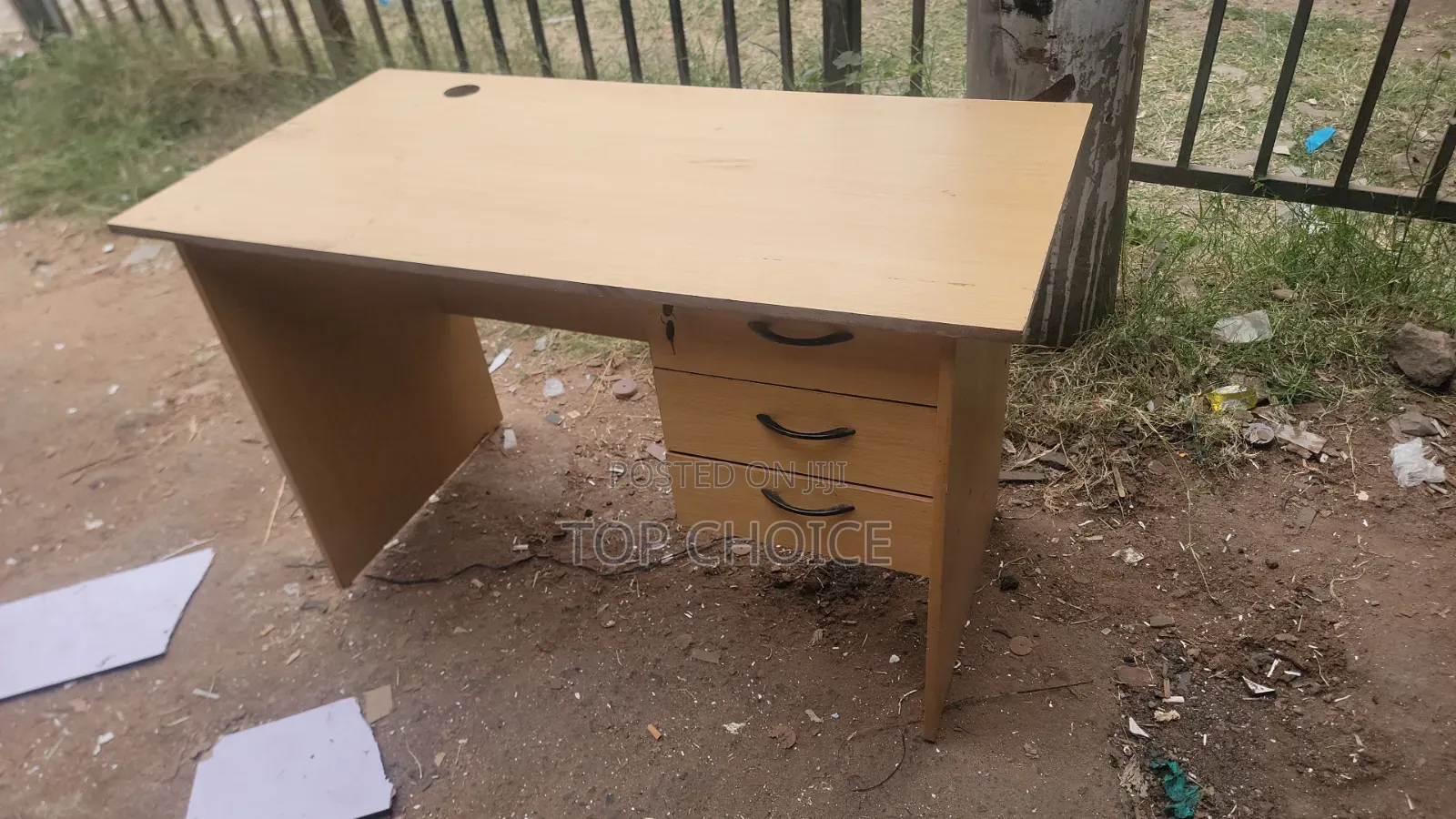 Office Tables 4 FTS
