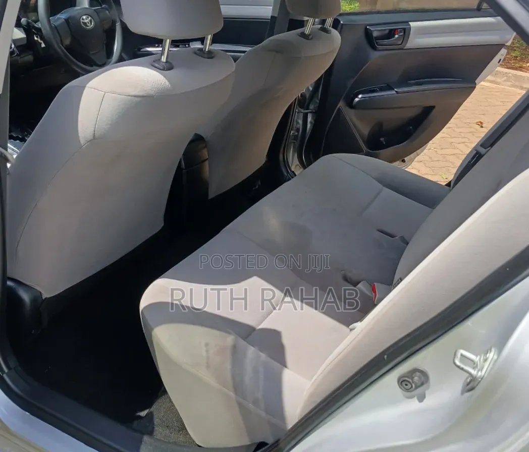 Toyota Axio 2006 Silver