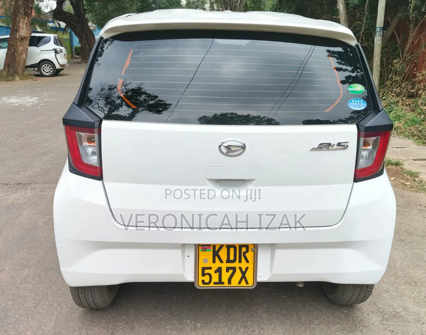 Daihatsu Mira 2017 White