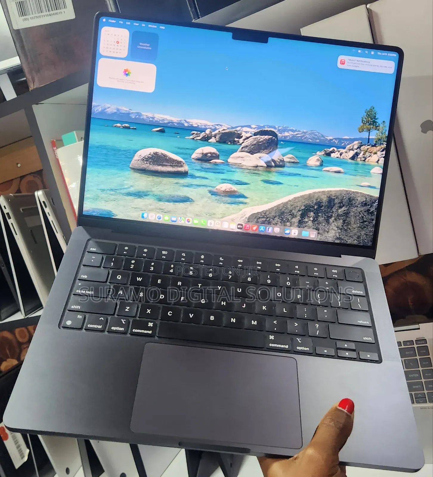 Laptop Apple MacBook Pro 2021 M1 16GB Apple M1 Pro SSD 512GB