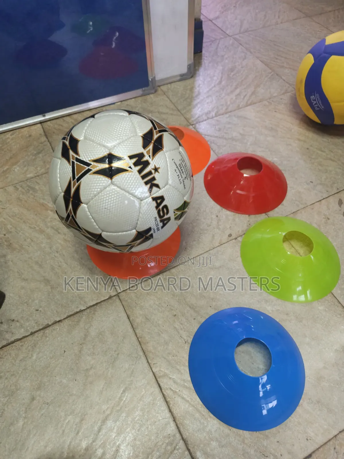 Mikasa Ball With 5pcs Training Cones