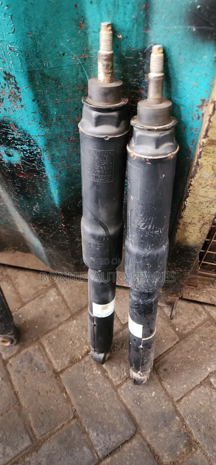 Toyota V8 Rear Shock Absorber