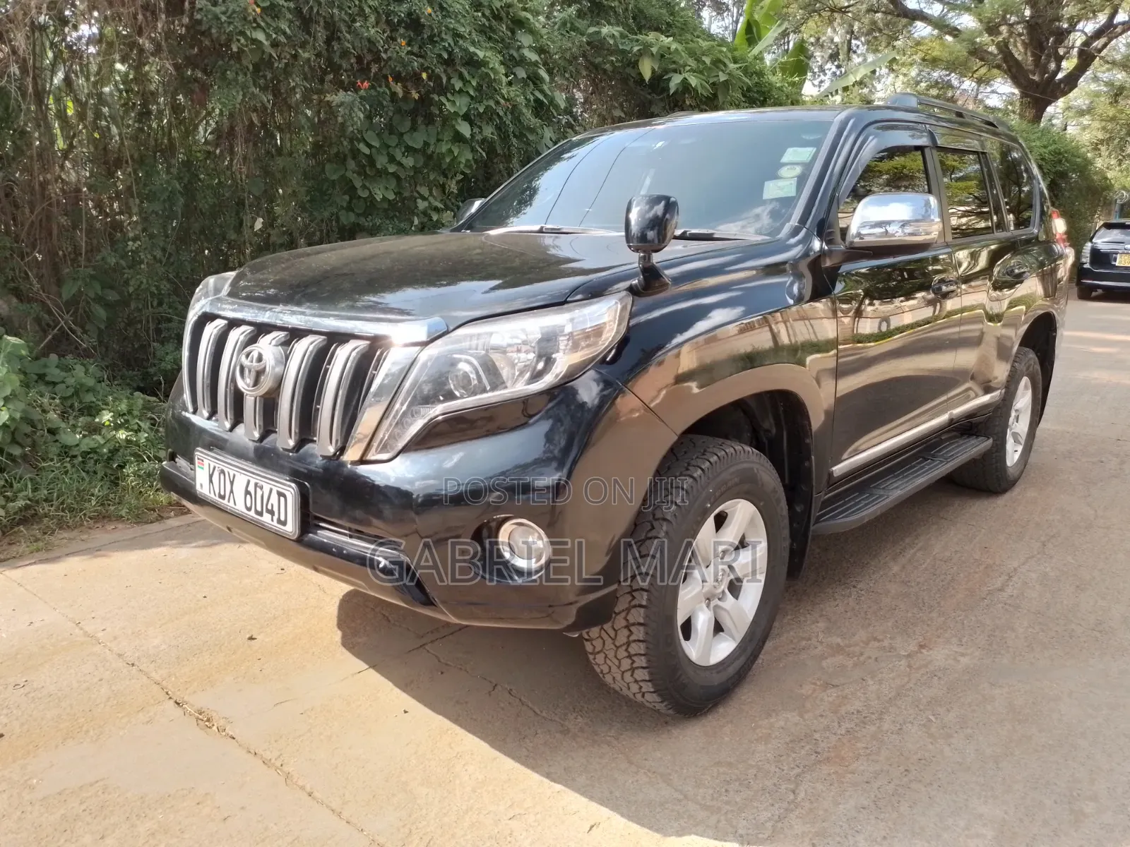 Toyota Land Cruiser Prado 2016 Black