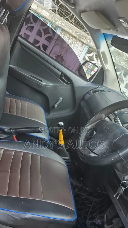 Isuzu D-MAX 2021 Brown